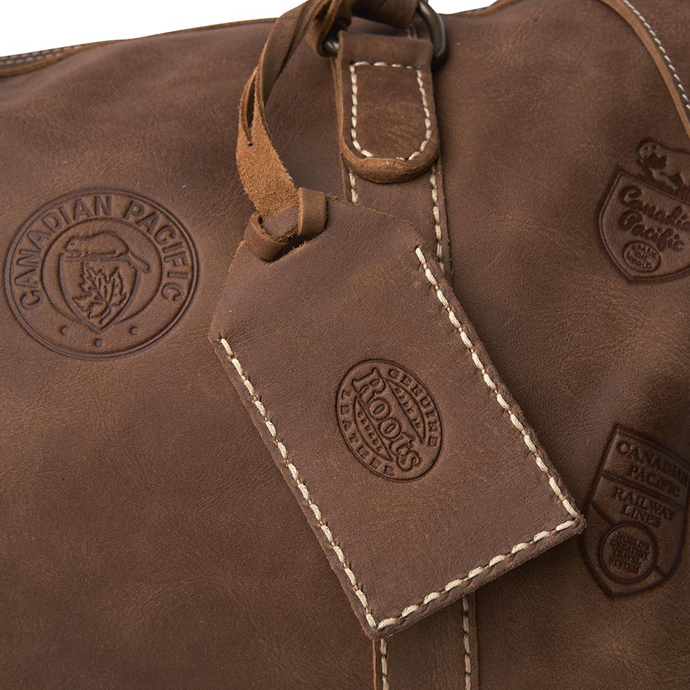 Small Banff bag with luggage tag