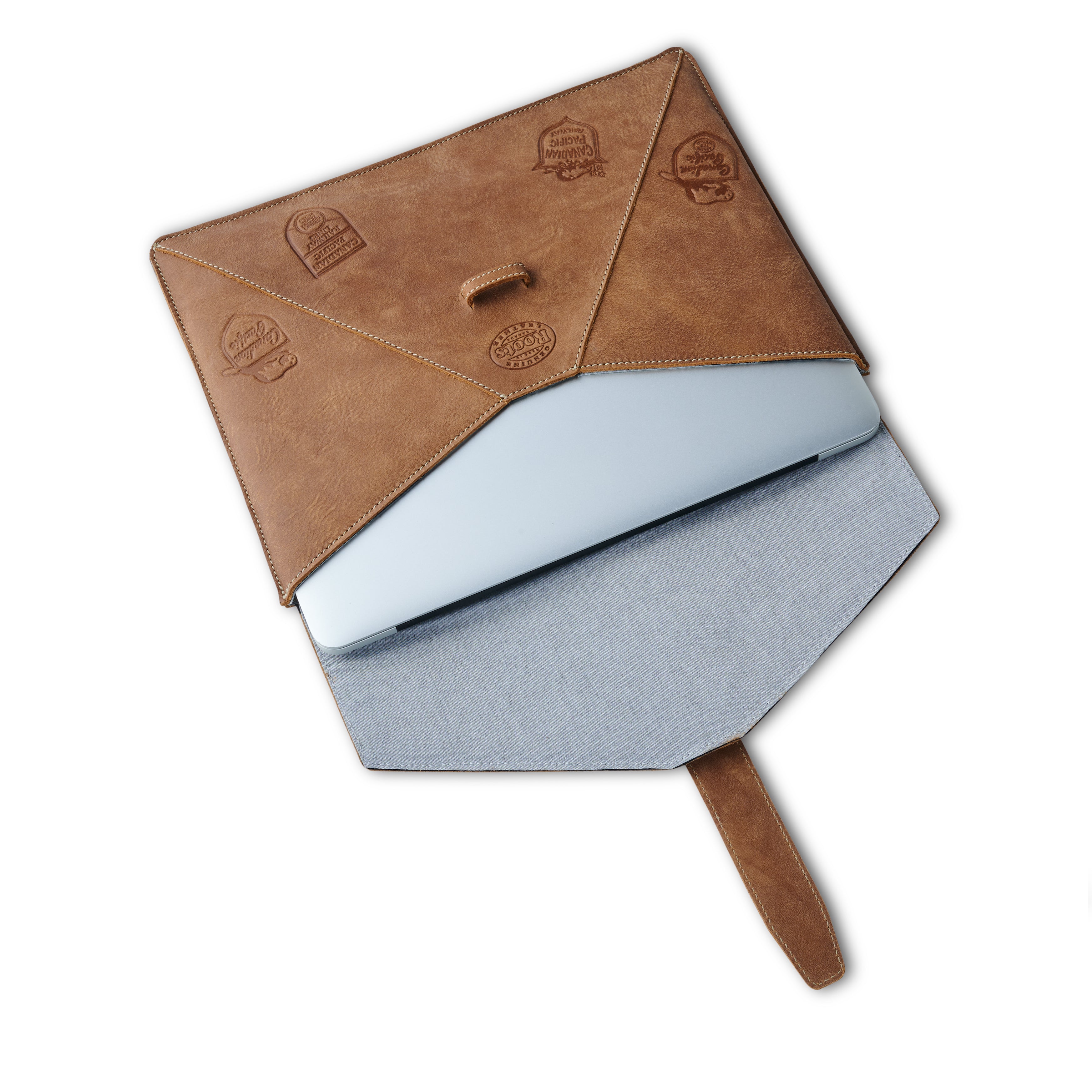 Leather Shaving Kit Bag by Roots Canada | Luggage | Fairmont Store