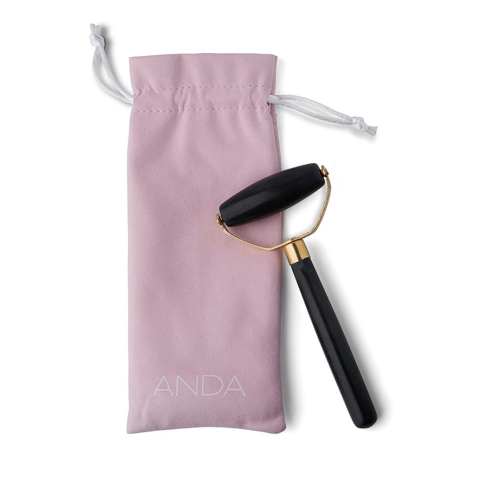 ANDA Facial Roller with Pouch