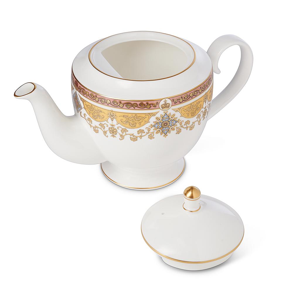 Prestige Nina's Golden set: Teapot + Cup and Saucer - Nina's  Marie-Antoinette