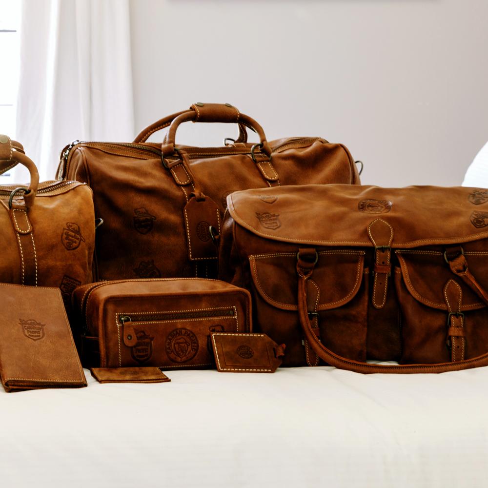 Roots travel bag 2025