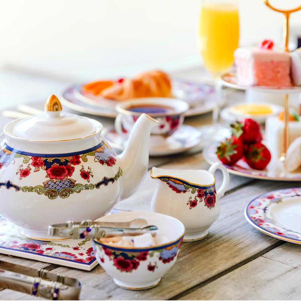 Empress Royal China Sugar Bowl in Afternon Tea Setting